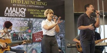 Maliq d’Essentials  Berkonsep Organic Music Rekaman di London