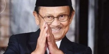 Sekilas Profil  BJ Habibie dan Kiprahnya