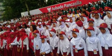 Tiada Henti Bina Bangsa