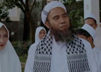 ‘Suami Yang Menangis’ – Cerita Dalam Cerita Ustad Arifin Ilham