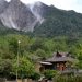 “Air Emas” di Kaki Gunung Sibayak