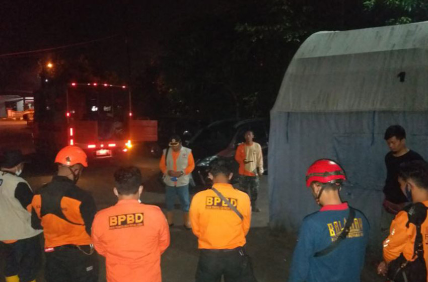  Pasca Gempa Jateng, BPBD Kab Semarang Bangun Tenda Darurat untuk Pasien RSUD Ambawara