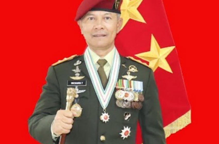  Mayjen TNI Richard T.H Tampubolon Jadi Pangdam XVI/Patimura