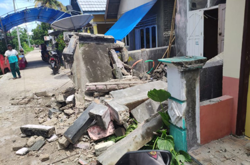  [Update]: Sebanyak 230 Rumah Rusak Berat Paska Gempabumi M7.4 di Flores Timur