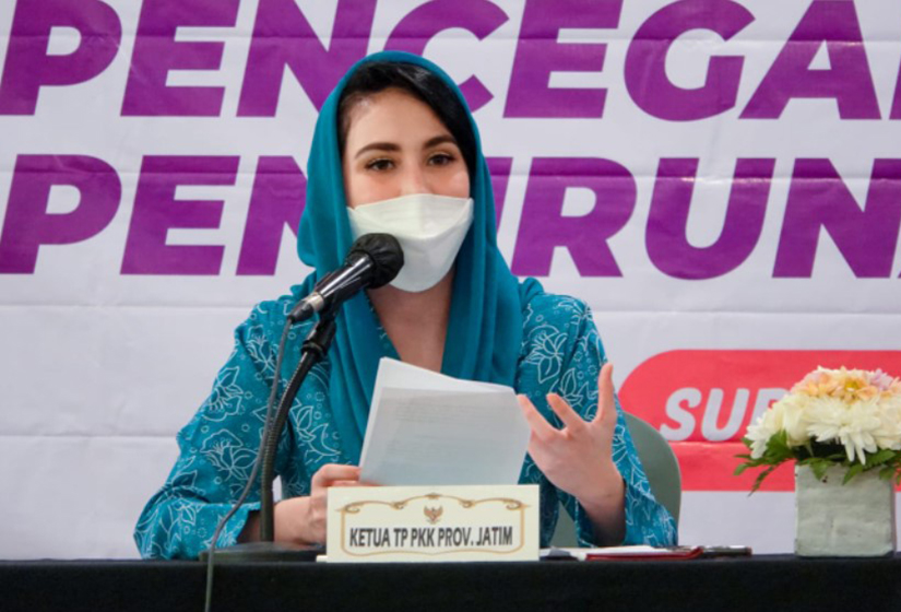  Ketua TP PKK Jatim Arumi Bachsin Ajak Kader Waspadai Gizi Buruk Guna Turunkan Stunting