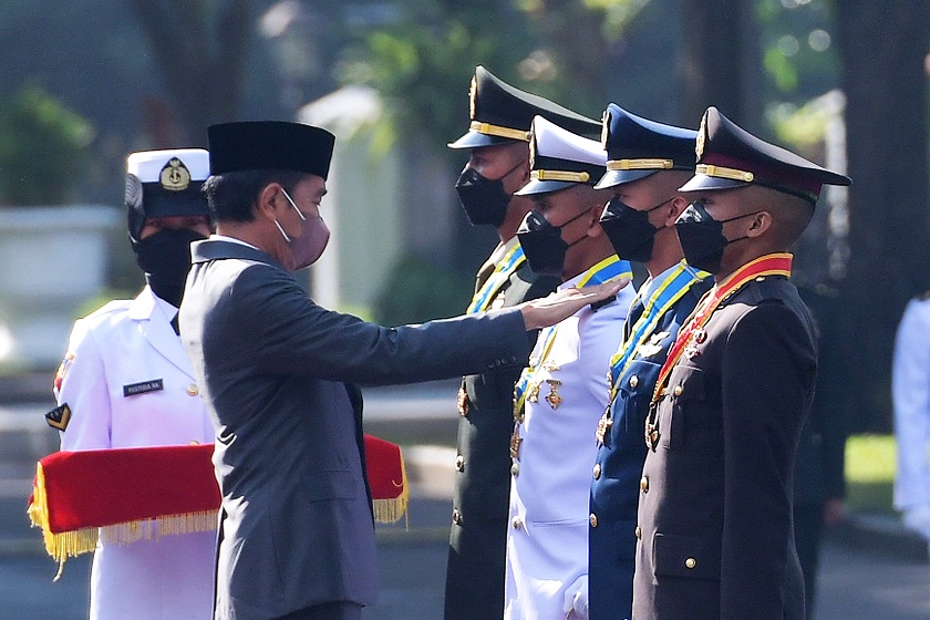 Presiden Jokowi Lantik 754 Perwira Remaja TNI dan Polri