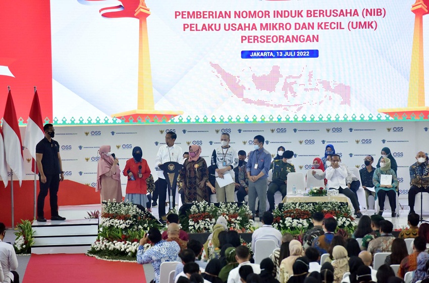  Presiden Jokowi Dorong Pelaku UMKM Manfaatkan Platform Daring untuk Dongkrak Omzet