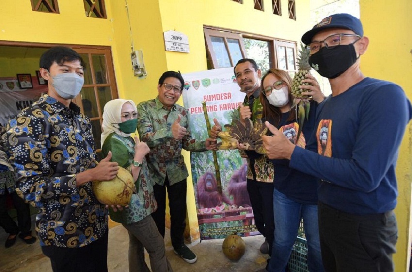  Gus Halim Apresiasi Peran BUM Desa Penyang dalam Konservasi Orangutan di Kalimantan
