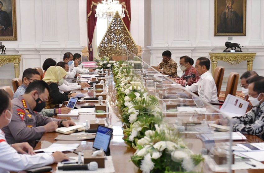  Presiden Jokowi Pimpin Rapat Persiapan Piala Dunia FIFA U-20 2023