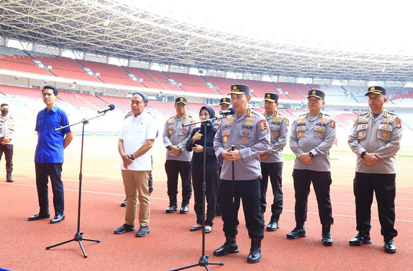  Tinjau Stadion GBK Senayan, Kapolri: Piala AFF Dapat Dihadiri 70% Kapasitas Penonton