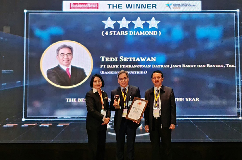  Sukses Kelola SDM bank bjb, Tedi Setiawan Raih The Best Human Capital Director Of The Year 2022