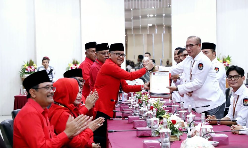 Usai Daftarkan Caleg, Megawati Sampaikan Komitmen Dukungan ke KPU