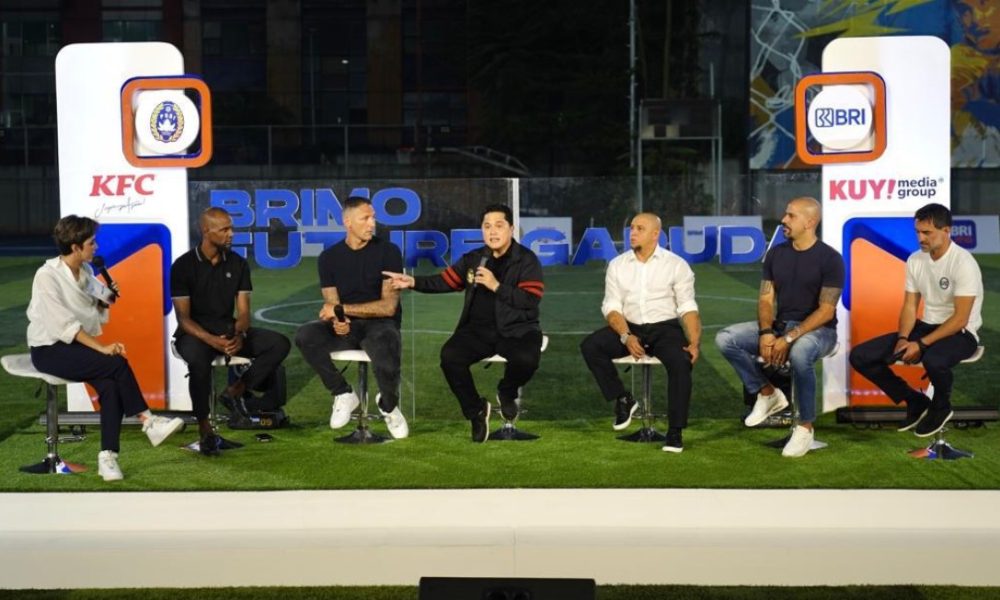 Lima Legenda Sepak Bola Dunia Latih Tim U-16