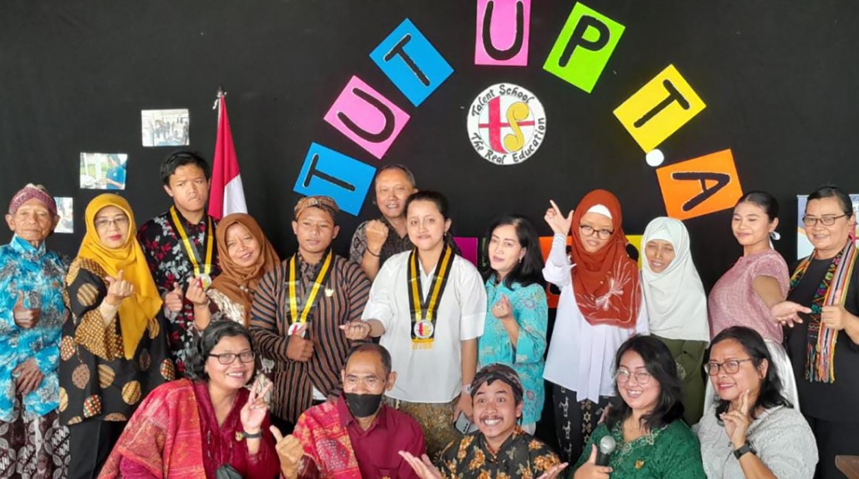 Talent School Lepas Tiga Siswa di Tahun Ajaran 2022- 2023