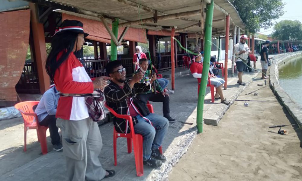 Rayakan Kemerdekaan dan Pererat Kekeluargaan, Jurnalis Grahadi Gelar Lomba Fun Fishing