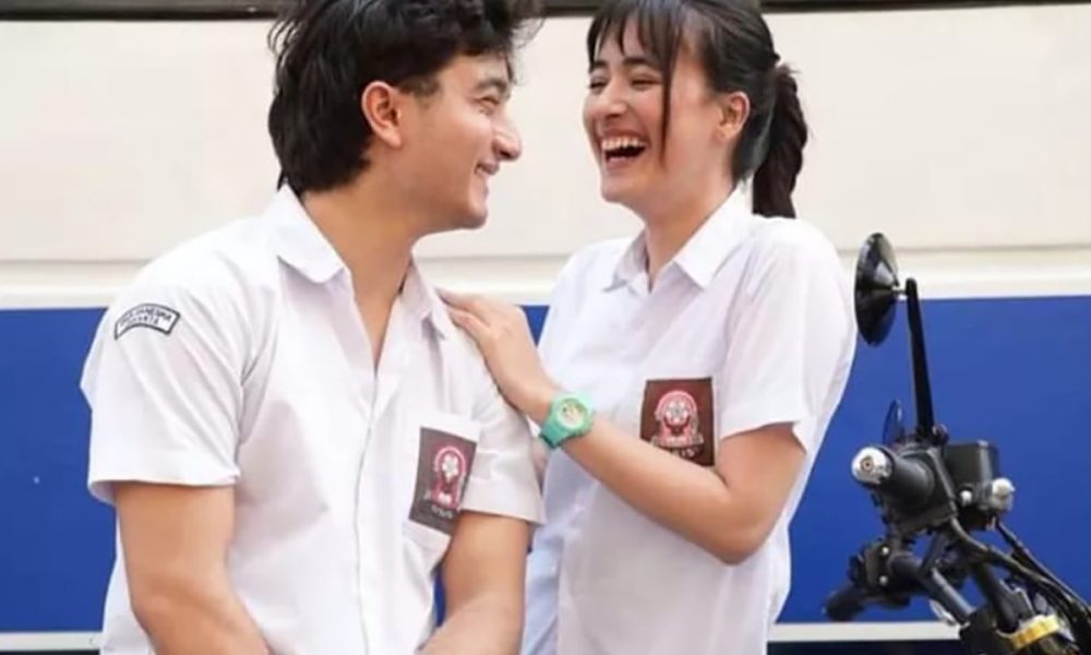 ‘Galaksi’, Perang Geng Masa Putih Abu Abu