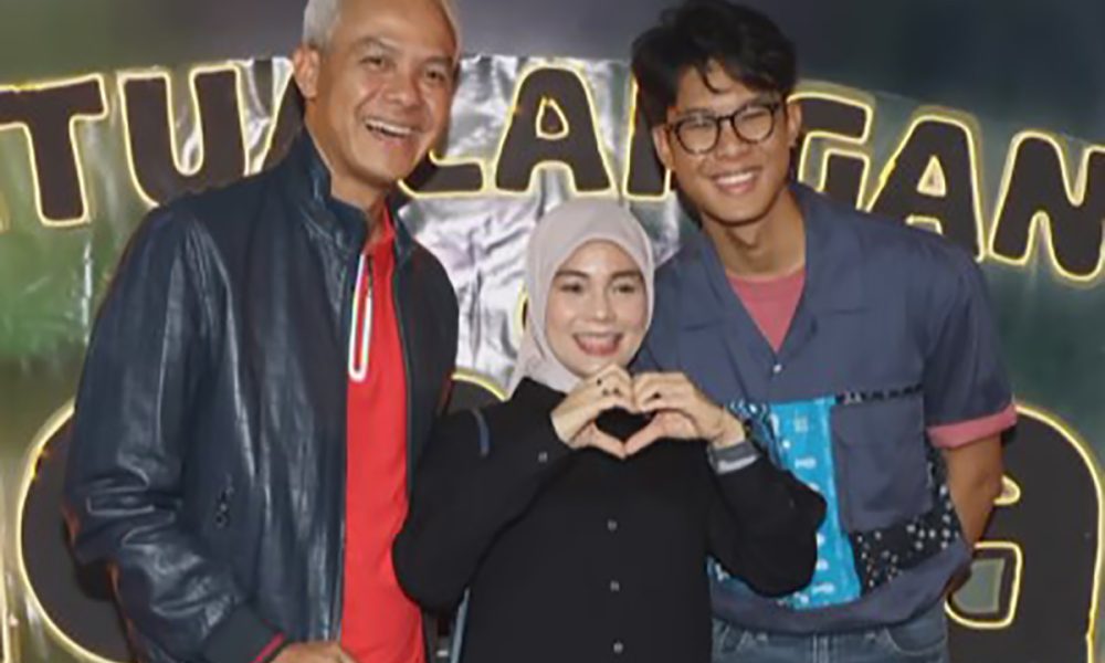 Ganjar Pranowo Nonton Film ‘Petualangan Sherina 2’
