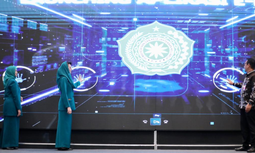 Arumi Bachsin Launching Aplikasi E-PKK