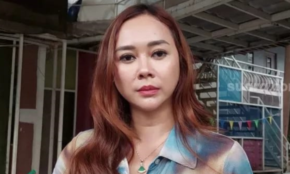 Lima Tahun Menghilang, Aura Kasih Come Back dengan Film ‘Rumah Iblis’
