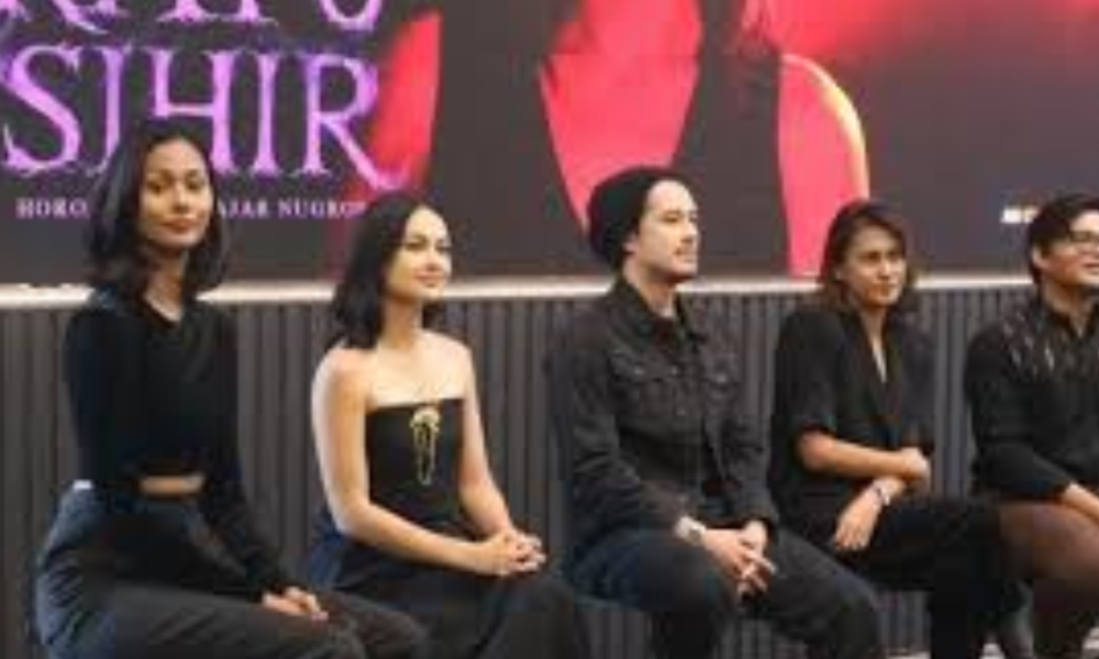 Ratu Sihir: Horor Folklore tentang ‘Selawe’ di Bahu Kiri