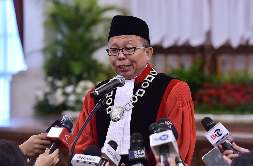 Ucapkan Sumpah Sebagai Hakim MK, Arsul Sani: Independensi dan Imparialitas Harus Dipegang Erat
