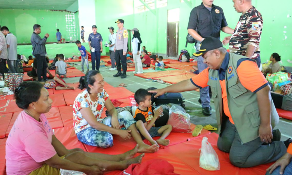 Gunungapi Ibu Naik Level Awas, BNPB Terjunkan Tim dan Berikan Dukungan DSP 250 Juta Rupiah