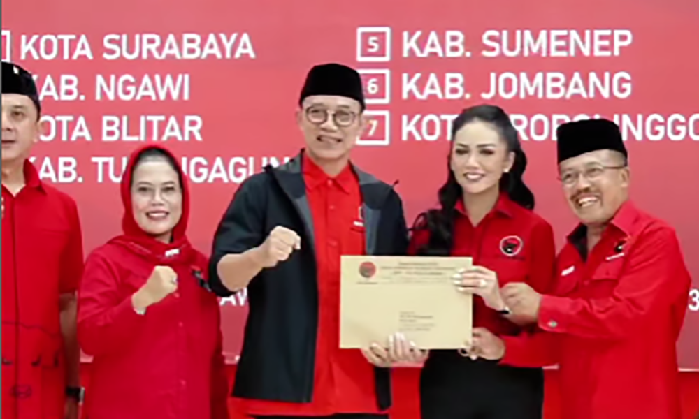Krisdayanti Dapat Surat Tugas dari PDIP Maju Balon Wali Kota Batu