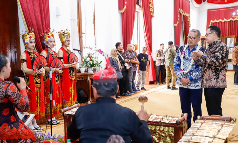 Dubes Peru Bertemu Pj. Gubernur Jatim Bahas Konferensi Perdagangan Dunia