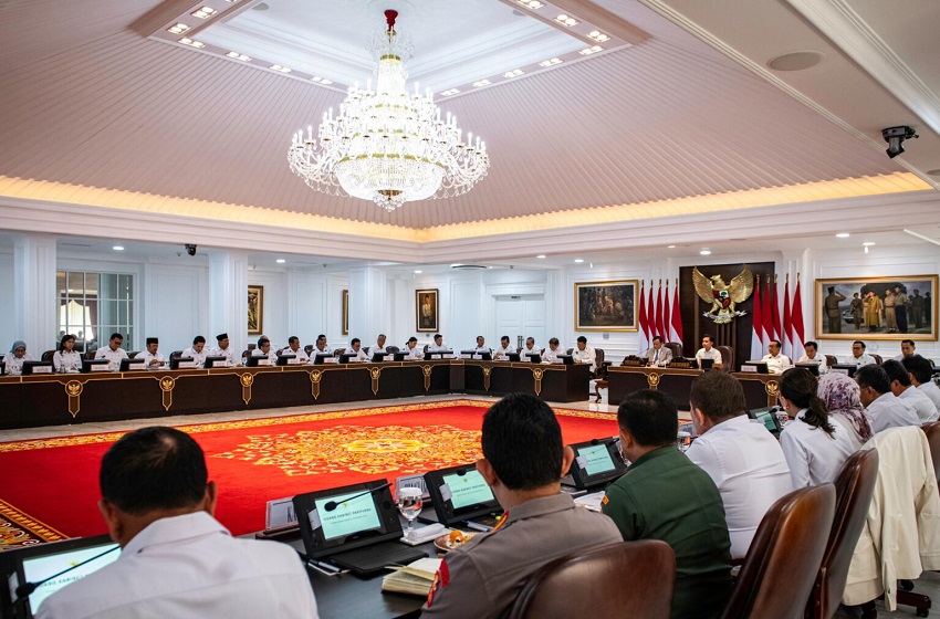 Pimpin Sidang Kabinet Paripurna, Presiden Sampaikan Rencana Kunjungan ke Luar Negeri