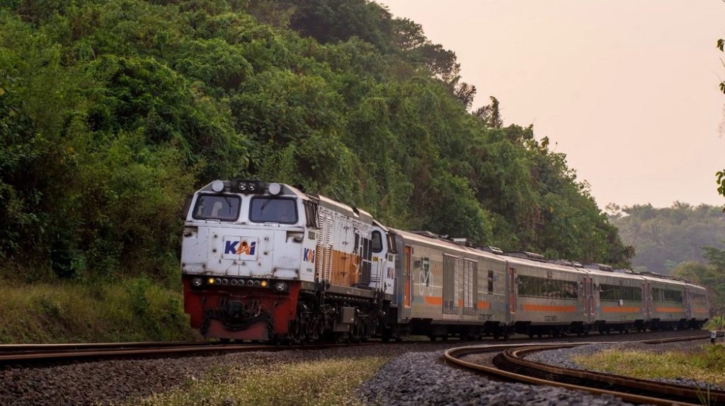 KAI Hadirkan Kereta Langsung Jakarta – Semarang Tanpa Transit