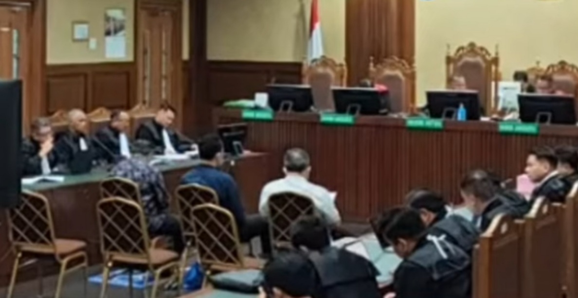 Tiga Hakim yang Vonis Bebas Ronald Tannur Didakwa Terima Suap Rp 4,67 Miliar