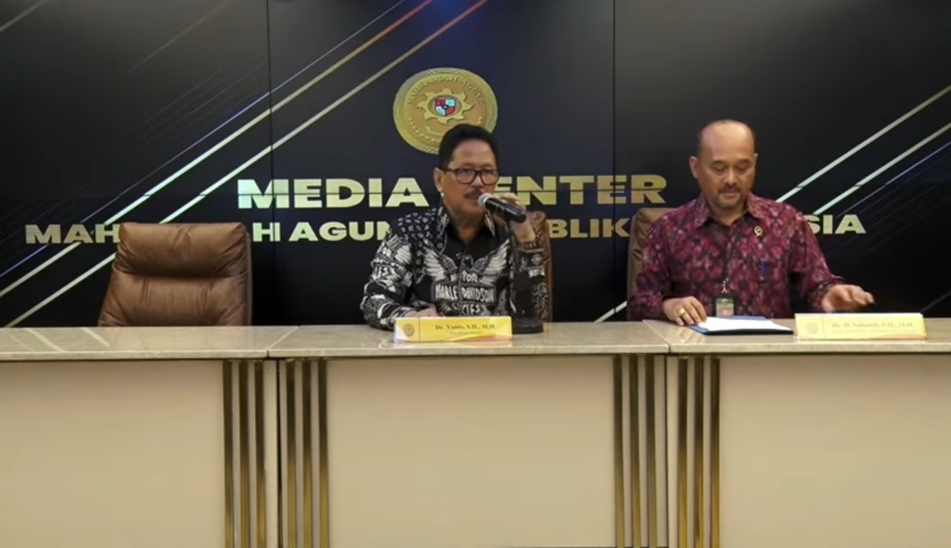 Mantan Ketua PN Surabaya akan Diberhentikan Sementara MA