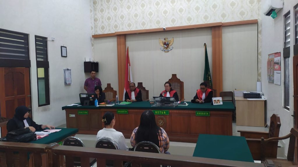 Seorang Guru Warga Australia Diadili Karena Curi Laptop di Kuta