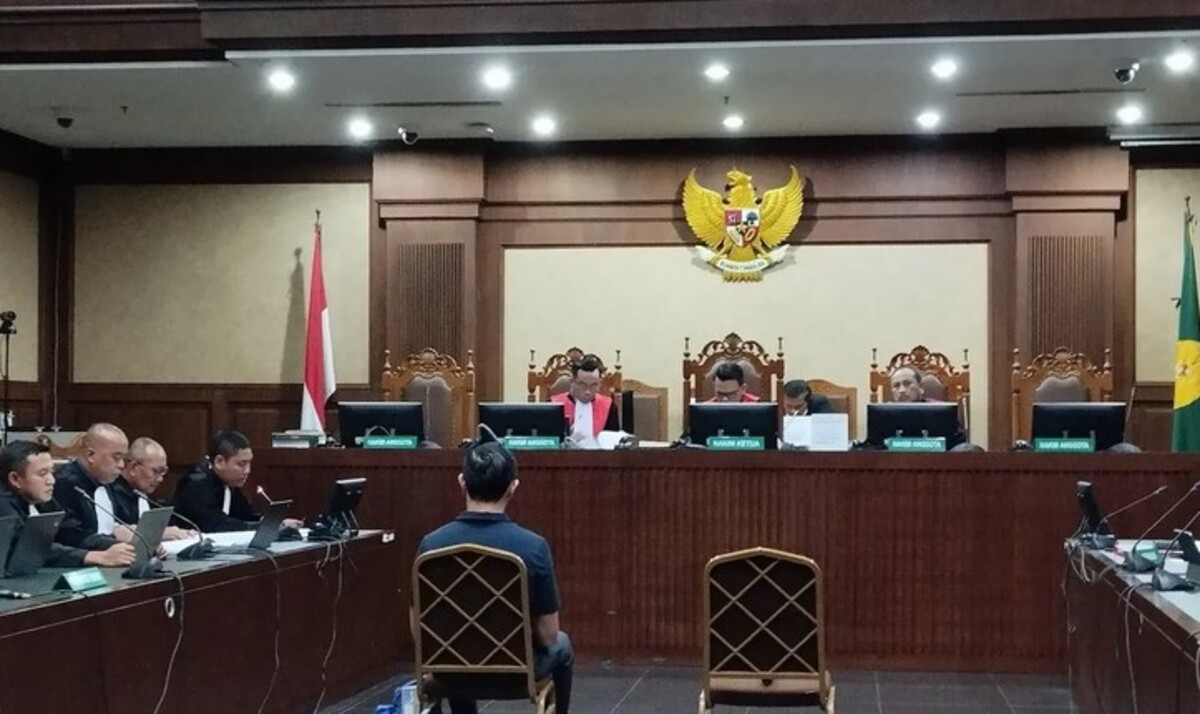 Mantan Mendag Tom Lembong Didakwa Rugikan Negara Sebesar Rp 515,4 Miliar