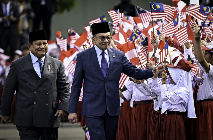 Meriah dan Khidmat, Presiden Prabowo Sambut PM Malaysia Anwar Ibrahim di Istana Merdeka