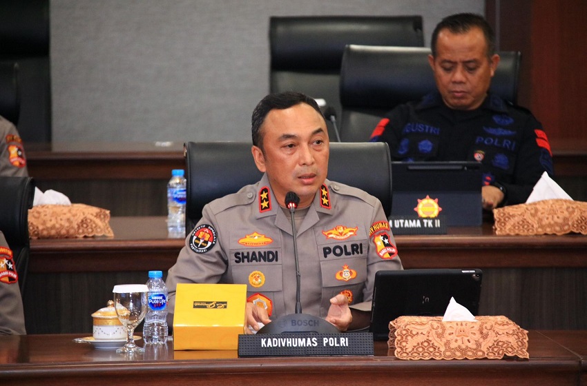 Netizen Penasaran ‘Untuk Apa Robot Polisi’, Ini Jawabannya