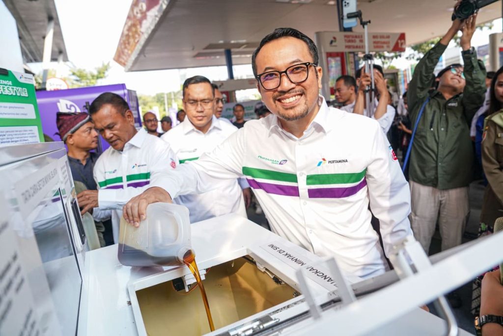 Pertamina Olah Minyak Jelantah untuk Pesawat