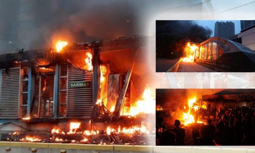 Ketika Halte Terbakar, Apa yang Sebenarnya Terbakar?