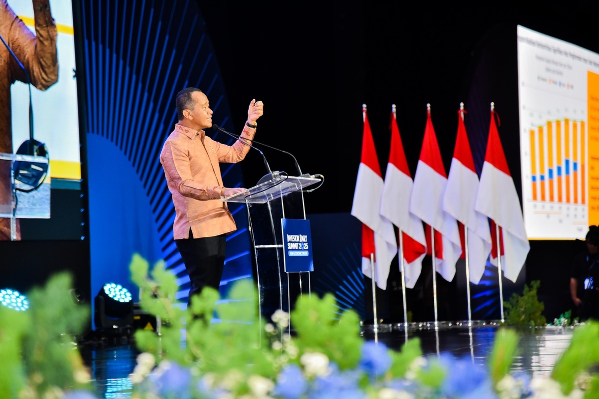 Pemerintah Segera Hentikan Impor Solar Tahun 2026