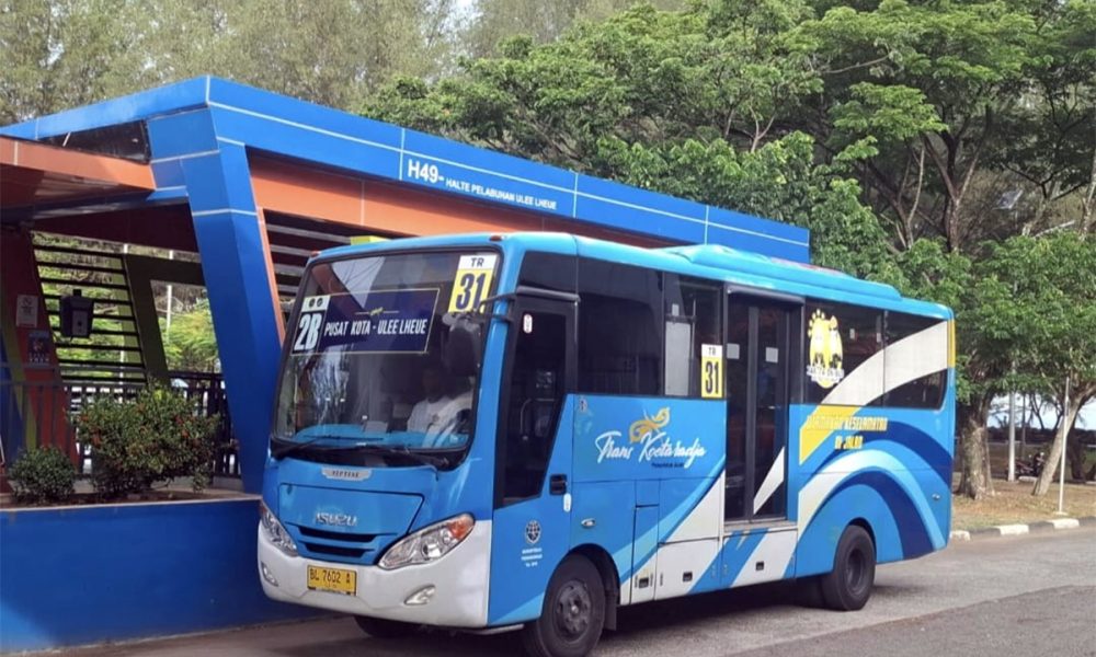 Bus Trans Koetaradja : Bukti Nyata Transportasi Publik Gratis Itu Ada