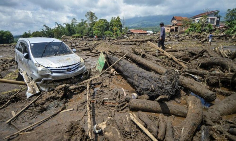 Pemerintah Didesak Cabut Perizinan Perusahaan Penyebab Banjir Sumatera