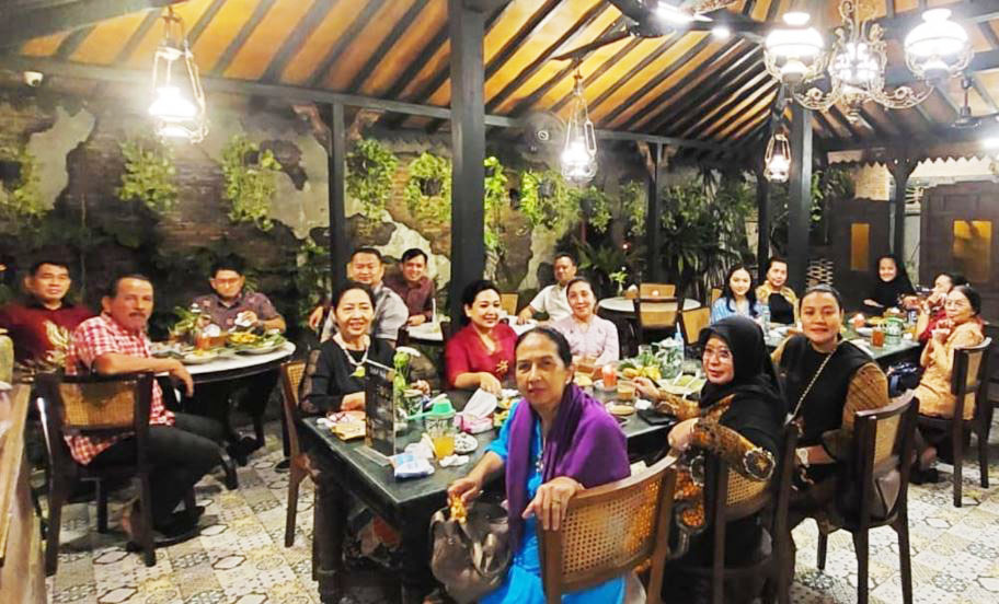 Pakubuwono XIV Gelar Buka Puasa Bersama di Sasana Narendra