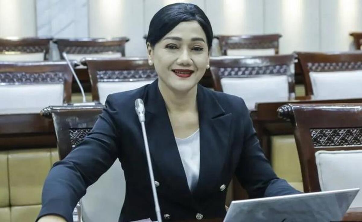 Ketua Dewan Komisioner OJK Friderica Widyasari Dewi