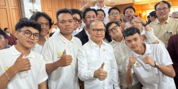 Tinjau Pelatihan SMK Go Global di UKRI, Menteri P2MI Dorong Kesiapan Kerja Pekerja Migran