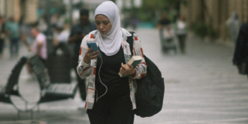 Ironi Azerbaijan, Serukan Perlawanan terhadap Islamofobia tetapi Larang Jilbab