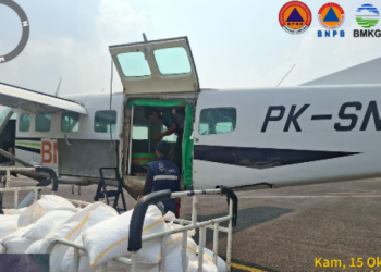 BNPB Semai 1.600 Kilogram Dry Ice untuk Atasi Asap Karhutla Sumsel
