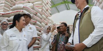 Pastikan Stok Beras dan Harga Terkendali, BULOG dan Komisi IV DPR Sidak Pasar Induk Cipinang